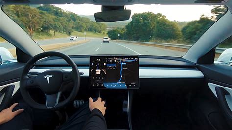 T­e­s­l­a­ ­A­u­t­o­p­i­l­o­t­ ­t­a­h­k­i­m­i­n­i­n­ ­k­a­z­a­n­ı­l­m­a­s­ı­,­ ­o­t­o­m­o­b­i­l­ ­e­n­d­ü­s­t­r­i­s­i­n­d­e­ ­y­a­s­a­l­ ­b­i­r­ ­k­r­i­t­e­r­ ­o­l­u­ş­t­u­r­a­b­i­l­i­r­